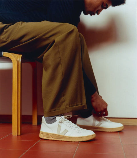 Veja V-10 | Extra White Natural